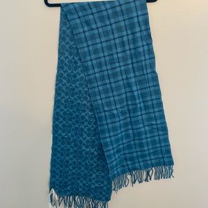 Coach scarf